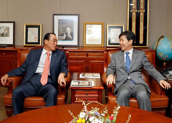 동선합섬 서석홍 회장 접견(2011-4-13)