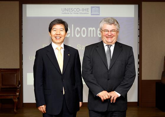 유네스코-IHE 솔로지나기 총장 접견(2011-9-2)