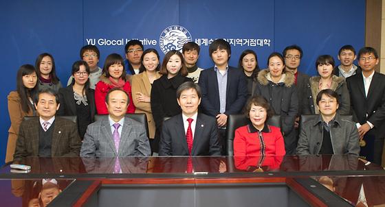 학술대회 우수논문상 수상 대학원생 표창(2012-2-14)